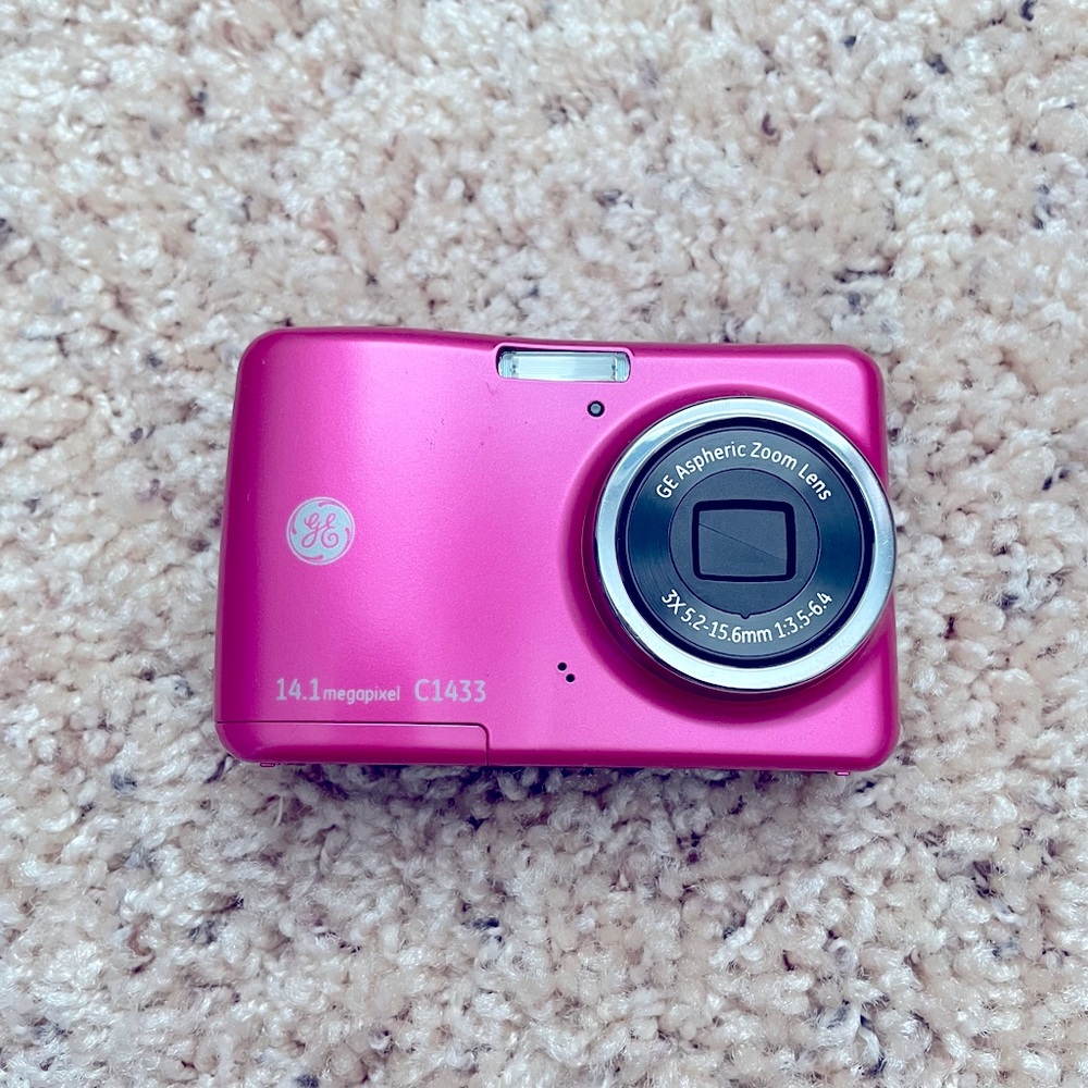 GE C1433 Pink Digital Camera